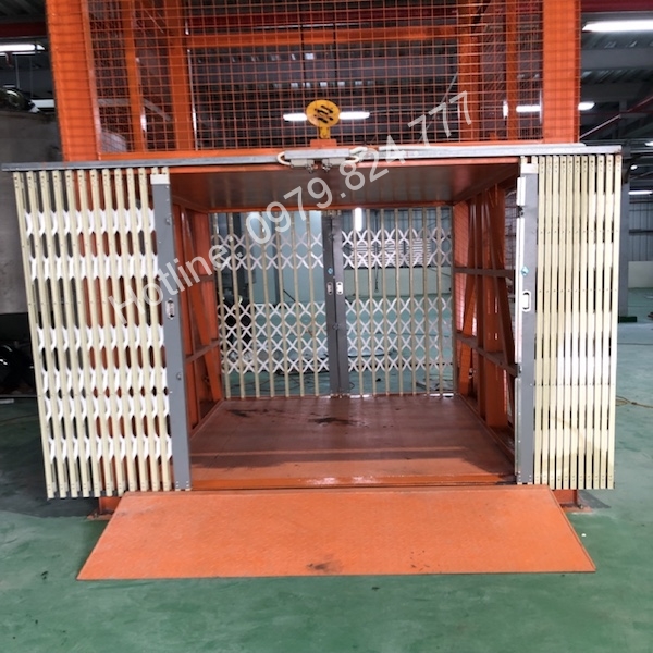 thang nâng hàng 500kg